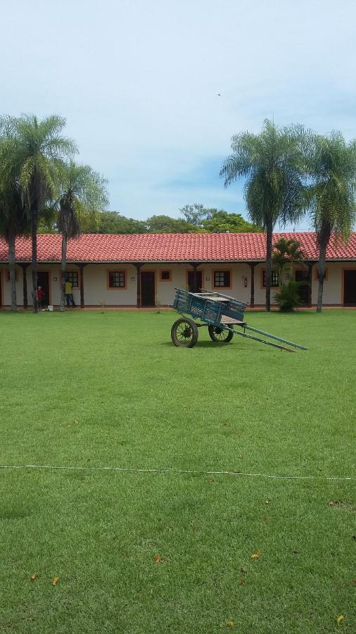 El Pantanal Hotel & Resort Puerto Quijarro  Exterior photo